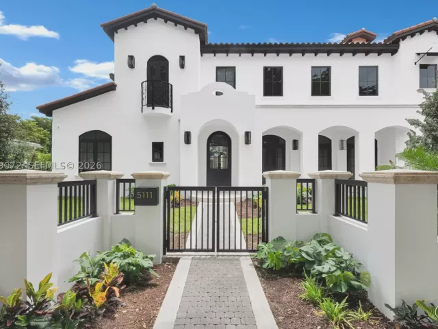 5-bedroom home for sale in Coral Gables - 5111 Alhambra Cir - MondialRealty