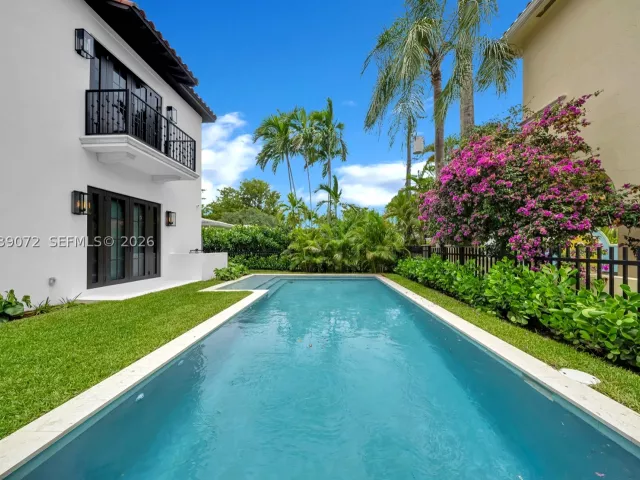 5-bedroom home for sale in Coral Gables - 5111 Alhambra Cir - MondialRealty