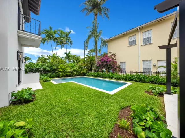 5-bedroom home for sale in Coral Gables - 5111 Alhambra Cir - MondialRealty