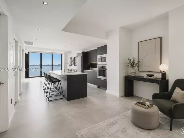 2-bedroom condo for sale in Miami - 460 NE 28th St 805 - MondialRealty