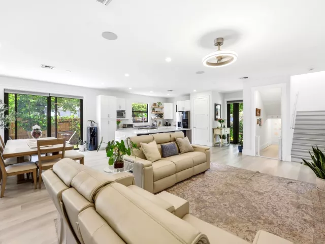 4-bedroom home for sale in West Palm Beach - 740 Winters Street - MondialRealty