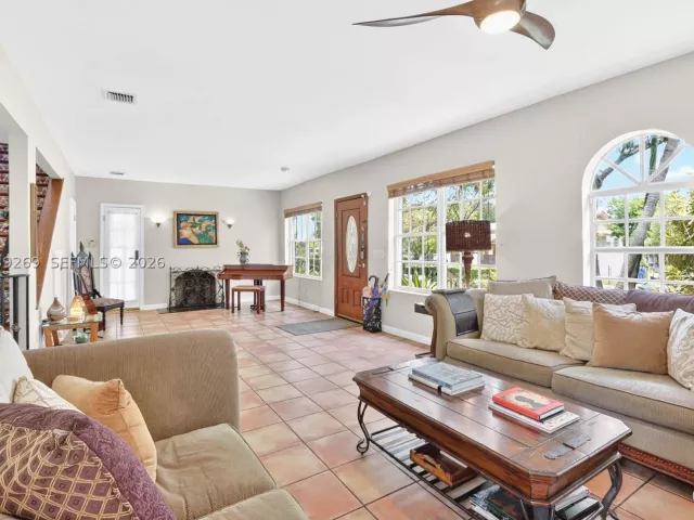 4-bedroom home for sale in Miami - 1642 SW 12th St - MondialRealty