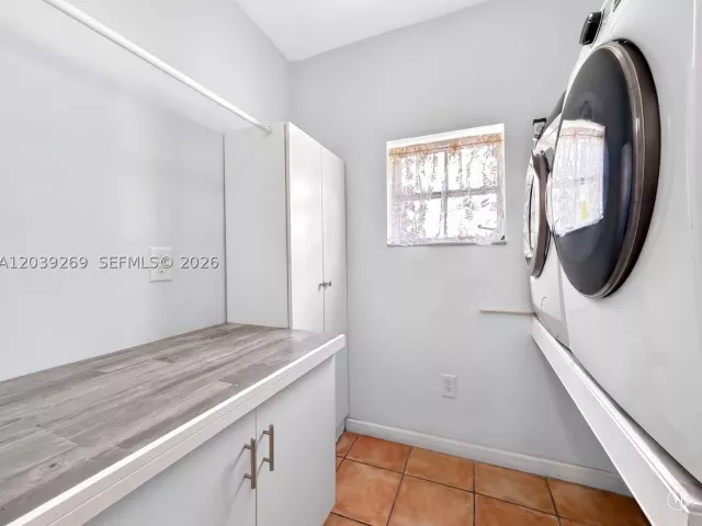 4-bedroom home for sale in Miami - 1642 SW 12th St - MondialRealty