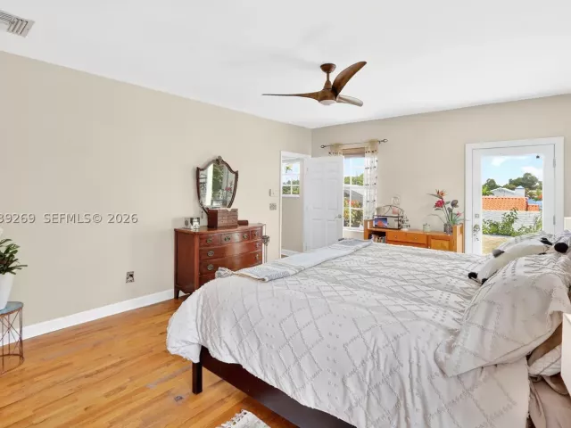 4-bedroom home for sale in Miami - 1642 SW 12th St - MondialRealty