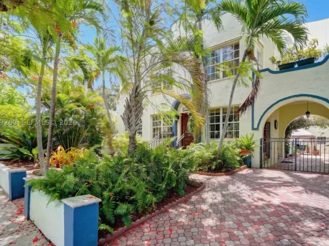 4-bedroom home for sale in Miami - 1642 SW 12th St - MondialRealty