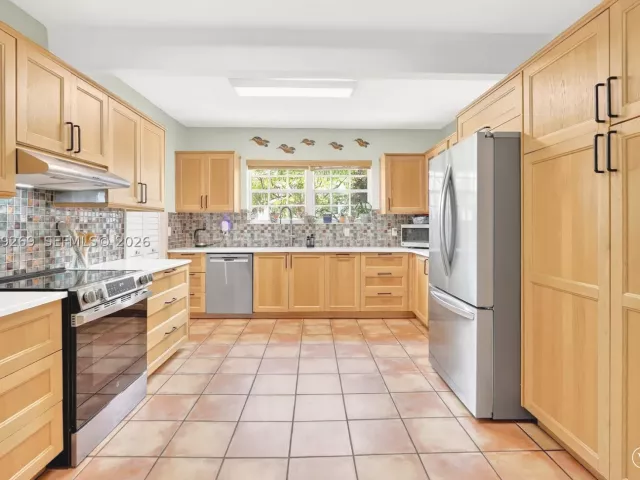 4-bedroom home for sale in Miami - 1642 SW 12th St - MondialRealty