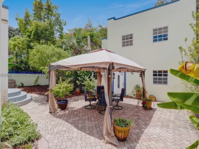 4-bedroom home for sale in Miami - 1642 SW 12th St - MondialRealty