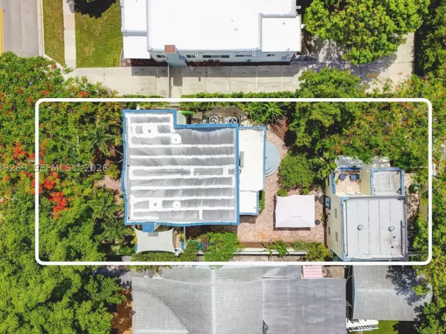4-bedroom home for sale in Miami - 1642 SW 12th St - MondialRealty