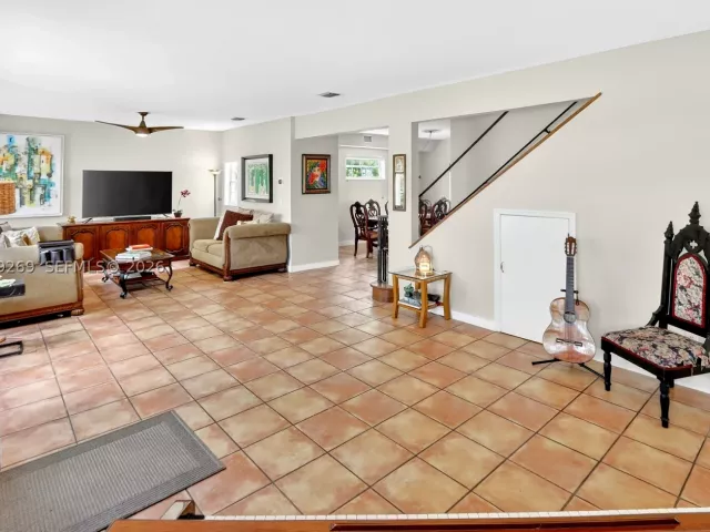 4-bedroom home for sale in Miami - 1642 SW 12th St - MondialRealty