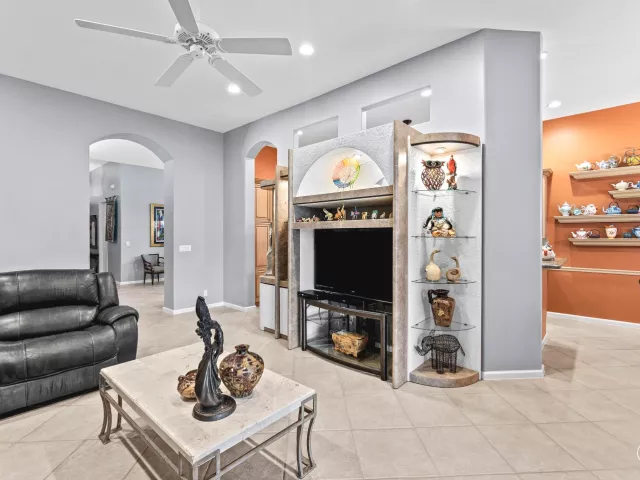 2-bedroom home for sale in Delray Beach - 7188 Demedici Circle - MondialRealty