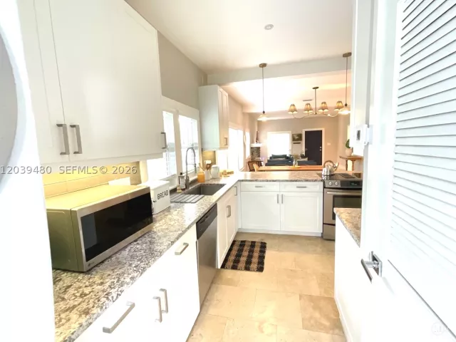 3-bedroom home for rent in Miami - 2434 SW 15th St 2434 - MondialRealty