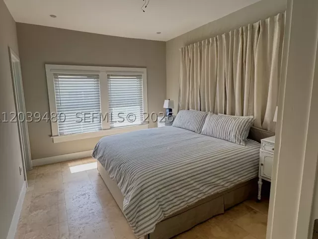 3-bedroom home for rent in Miami - 2434 SW 15th St 2434 - MondialRealty