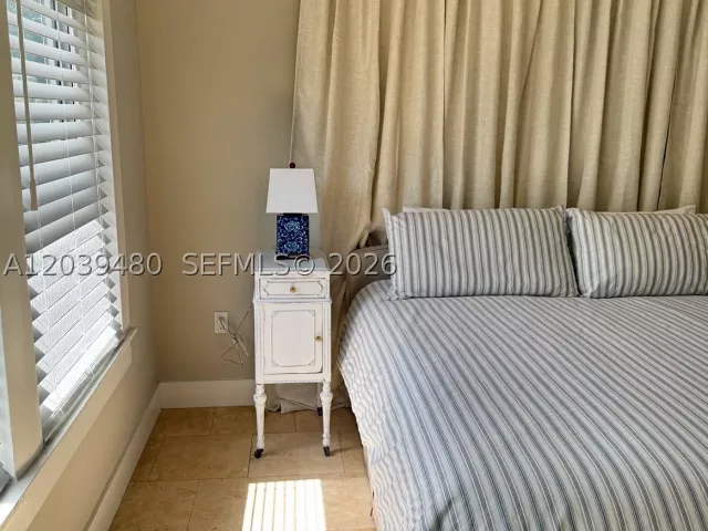 3-bedroom home for rent in Miami - 2434 SW 15th St 2434 - MondialRealty