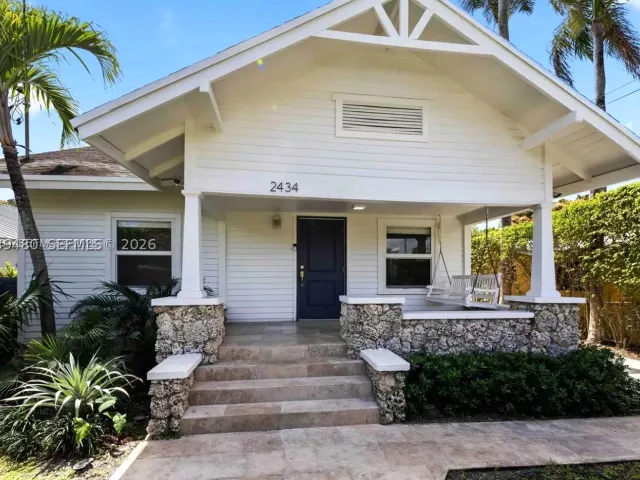 3-bedroom home for rent in Miami - 2434 SW 15th St 2434 - MondialRealty