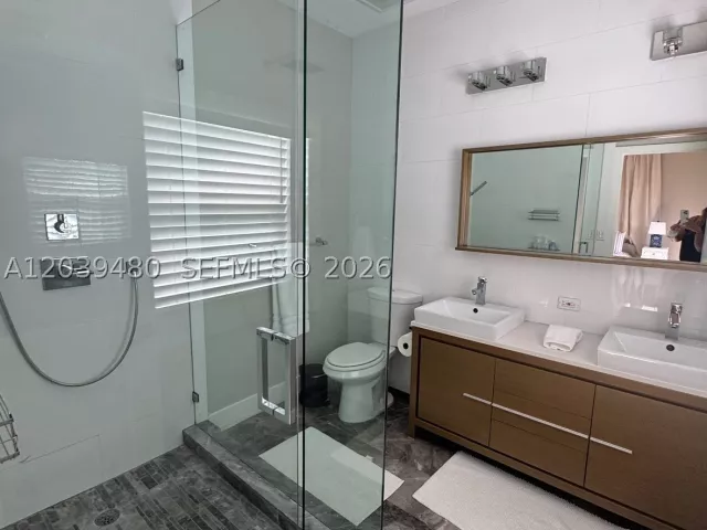 3-bedroom home for rent in Miami - 2434 SW 15th St 2434 - MondialRealty