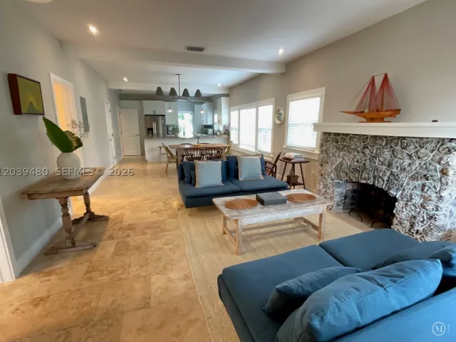 3-bedroom home for rent in Miami - 2434 SW 15th St 2434 - MondialRealty