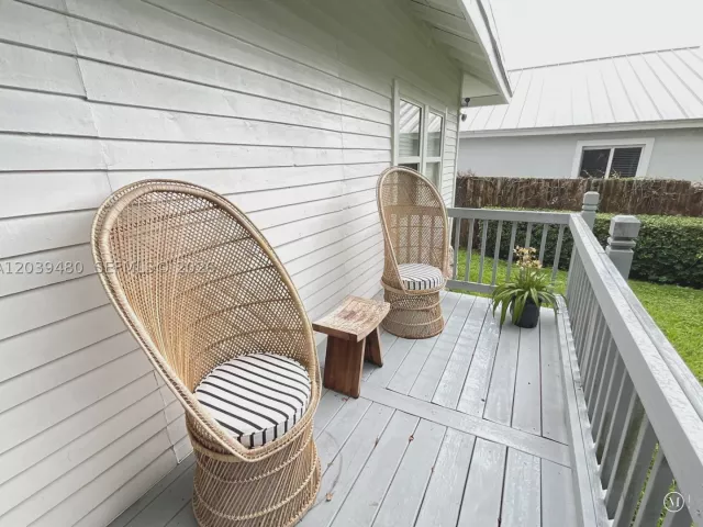 3-bedroom home for rent in Miami - 2434 SW 15th St 2434 - MondialRealty