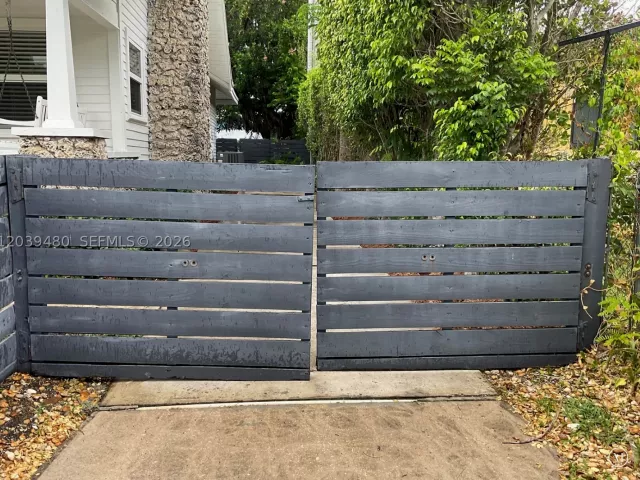 3-bedroom home for rent in Miami - 2434 SW 15th St 2434 - MondialRealty