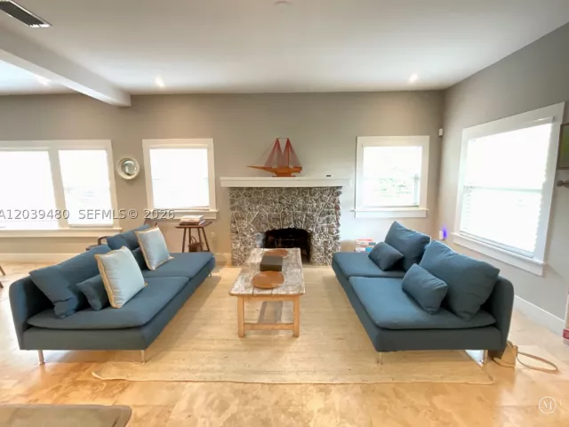 3-bedroom home for rent in Miami - 2434 SW 15th St 2434 - MondialRealty