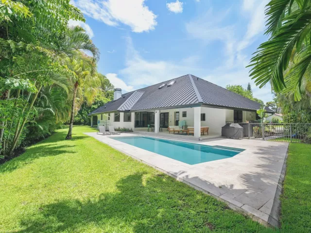 4-bedroom home for sale in Boca Raton - 3235 Hyde Circle - MondialRealty