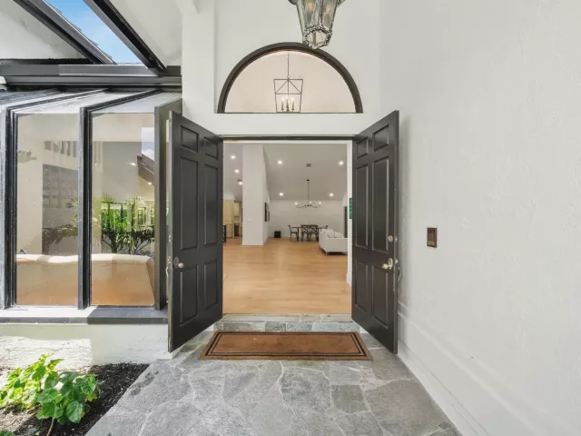 4-bedroom home for sale in Boca Raton - 3235 Hyde Circle - MondialRealty