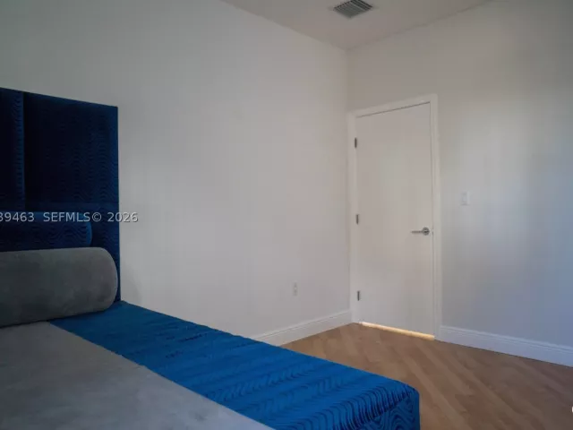 4-bedroom home for rent in Aventura - 21025 NE 38th 81 - MondialRealty