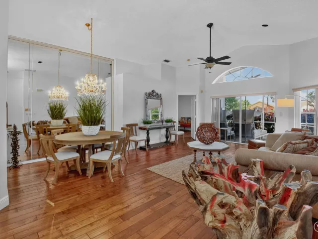 3-bedroom home for sale in Delray Beach - 7777 Stirling Bridge Boulevard S - MondialRealty