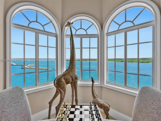 3-bedroom condo for rent in Miami Beach - 2244 Fisher Island Dr 3404 - MondialRealty