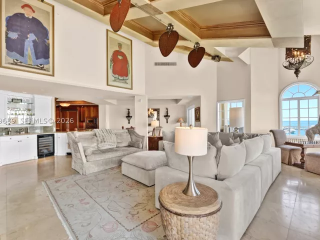 3-bedroom condo for rent in Miami Beach - 2244 Fisher Island Dr 3404 - MondialRealty