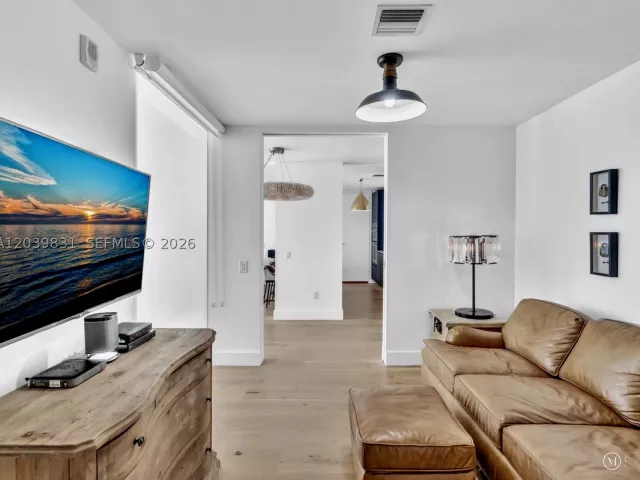 2-bedroom condo for rent in Miami - 1300 E Brickell Bay Dr 4202 - MondialRealty