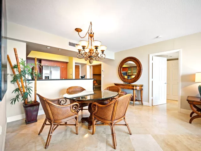 2-bedroom condo for sale in Fort Lauderdale - 2011 N Ocean Boulevard 1606 - MondialRealty