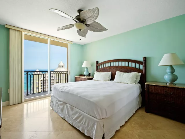 2-bedroom condo for sale in Fort Lauderdale - 2011 N Ocean Boulevard 1606 - MondialRealty