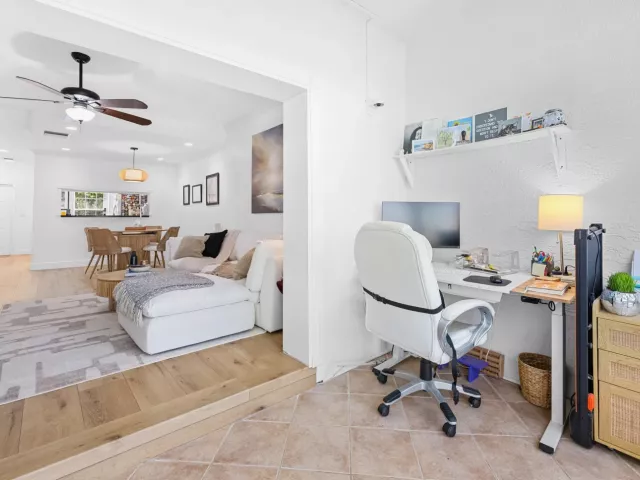 2-bedroom home for sale in Delray Beach - 809 Kokomo Key Lane - MondialRealty