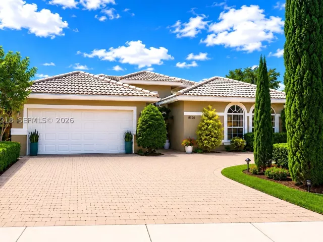 4-bedroom home for sale in Miami - 14856 SW 179th St - MondialRealty