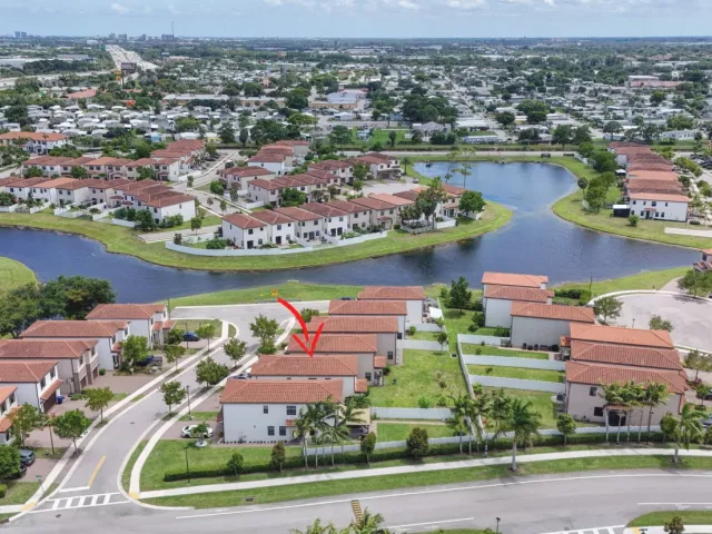 4-bedroom home for rent in Riviera Beach - 4009 Sequoia Place - MondialRealty