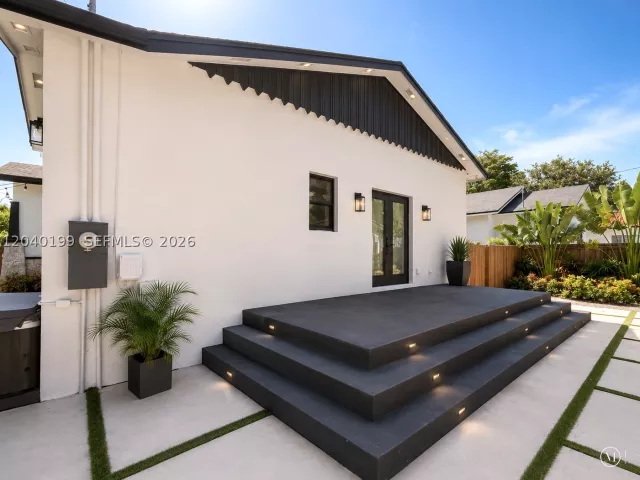 4-bedroom home for rent in Miami - 4605 N Miami Ave sn - MondialRealty