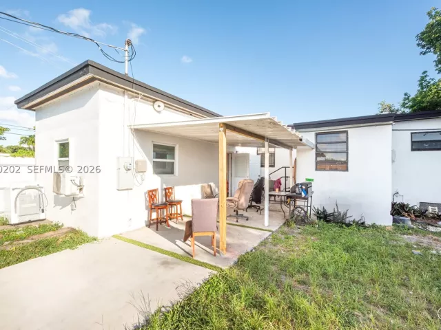4-bedroom home for sale in Miami - 7190 NW 21st Ave - MondialRealty