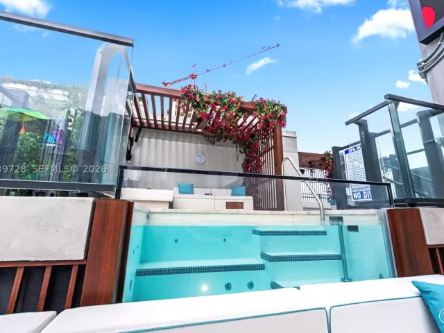 condo for sale in Miami - 20 NE 11th St 2211 - MondialRealty