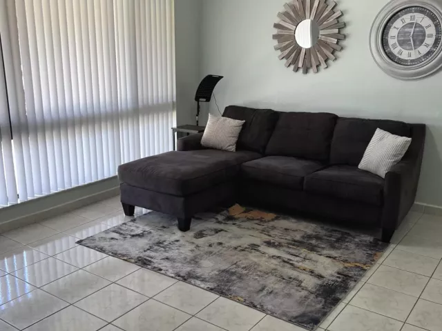 3-bedroom home for sale in Pembroke Pines - 8511 NW 8th Street - MondialRealty