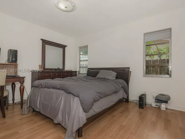 3-bedroom home for sale in Hollywood - 3900 N 43rd Ave - MondialRealty