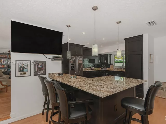 3-bedroom home for sale in Hollywood - 3900 N 43rd Ave - MondialRealty