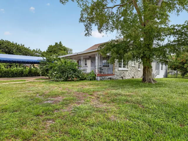 3-bedroom home for sale in Hollywood - 2465 Taylor Street - MondialRealty