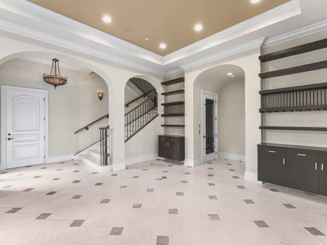 4-bedroom home for sale in Deerfield Beach - 453 NE 19th Avenue - MondialRealty