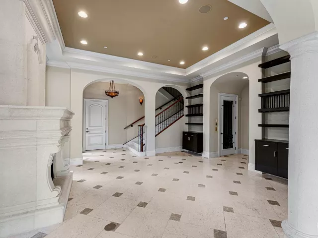 4-bedroom home for sale in Deerfield Beach - 453 NE 19th Avenue - MondialRealty
