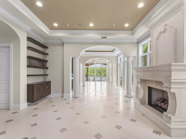 4-bedroom home for sale in Deerfield Beach - 453 NE 19th Avenue - MondialRealty