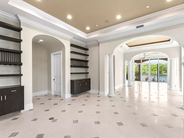 4-bedroom home for sale in Deerfield Beach - 453 NE 19th Avenue - MondialRealty