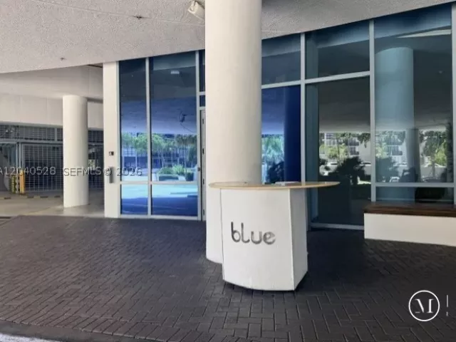 2-bedroom condo for sale in Miami - 601 NE 36th St 803 - MondialRealty