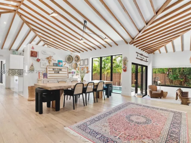 4-bedroom home for rent in Miami - 547 NE 59th St - MondialRealty
