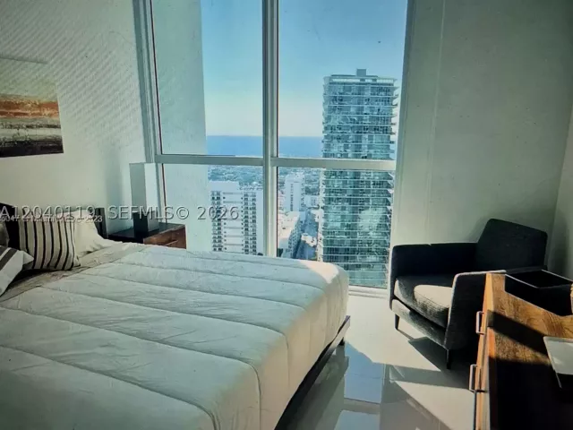 1-bedroom condo for rent in Miami - 1080 Brickell Ave 3203 - MondialRealty