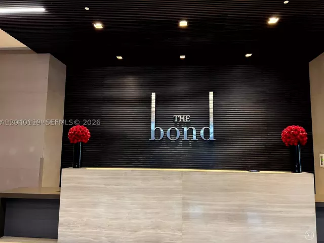 1-bedroom condo for rent in Miami - 1080 Brickell Ave 3203 - MondialRealty